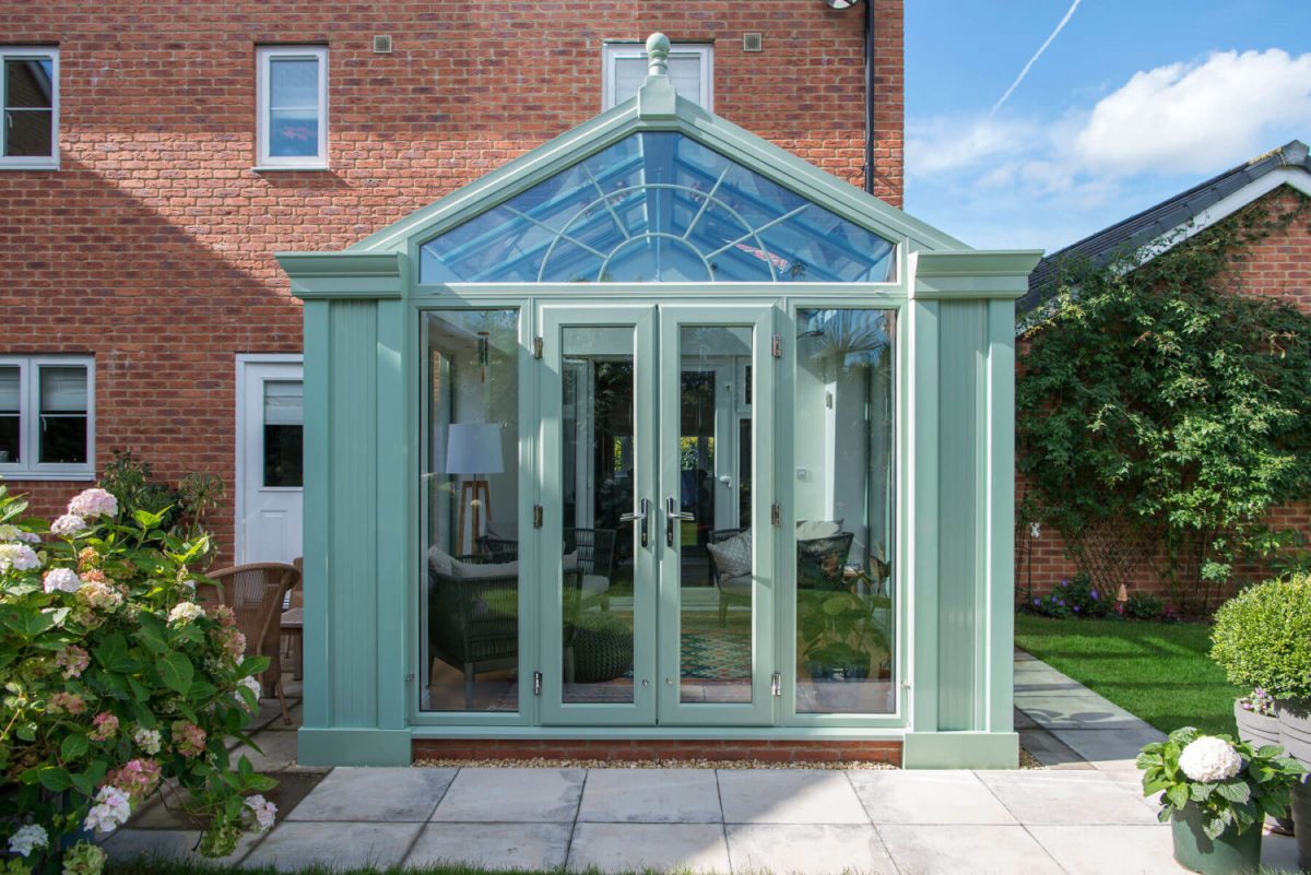 Modern Conservatory Tycroes