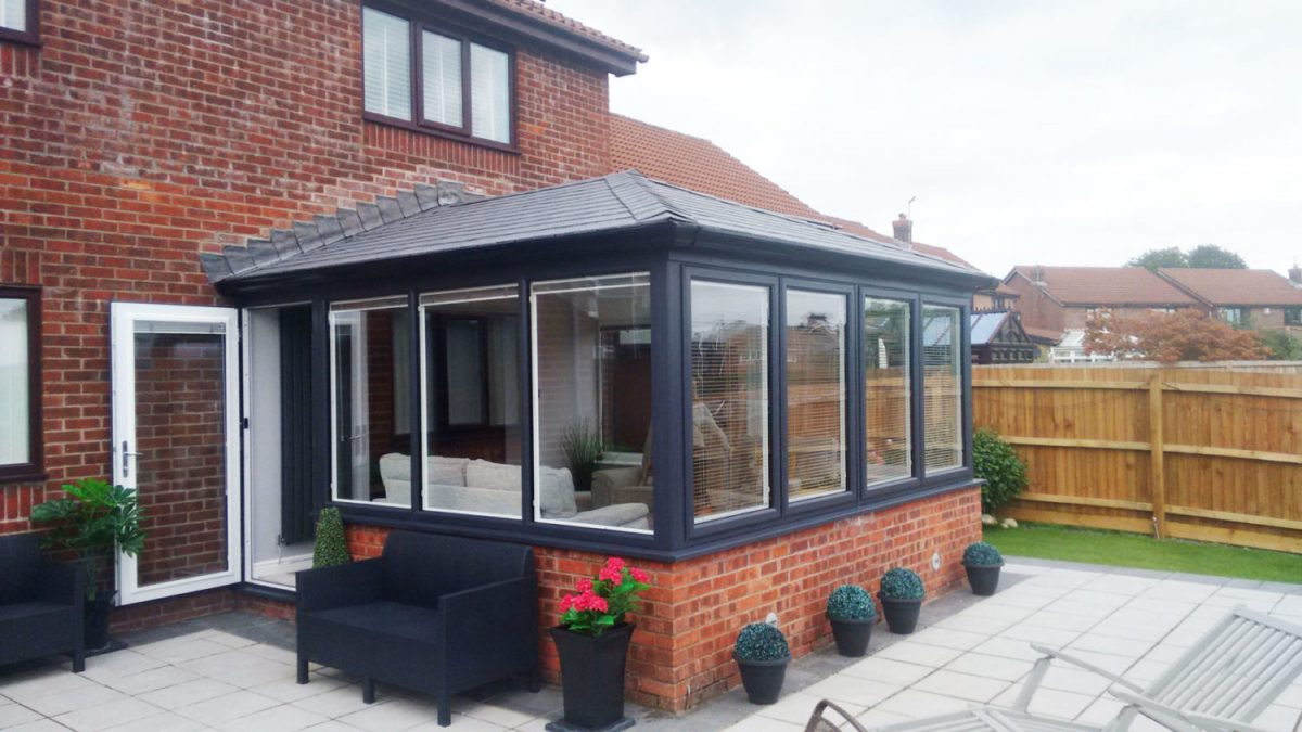 Small Conservatory Tycroes