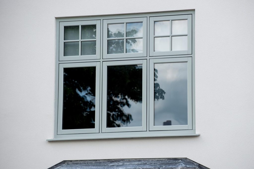 triple glazed windows 